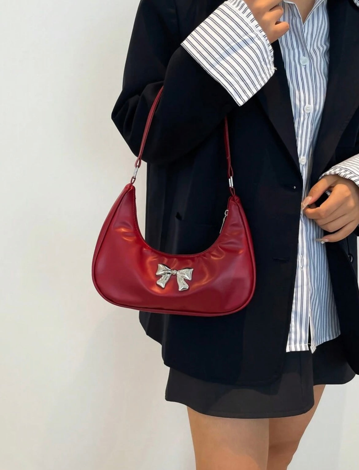 Bowvie crescent bag