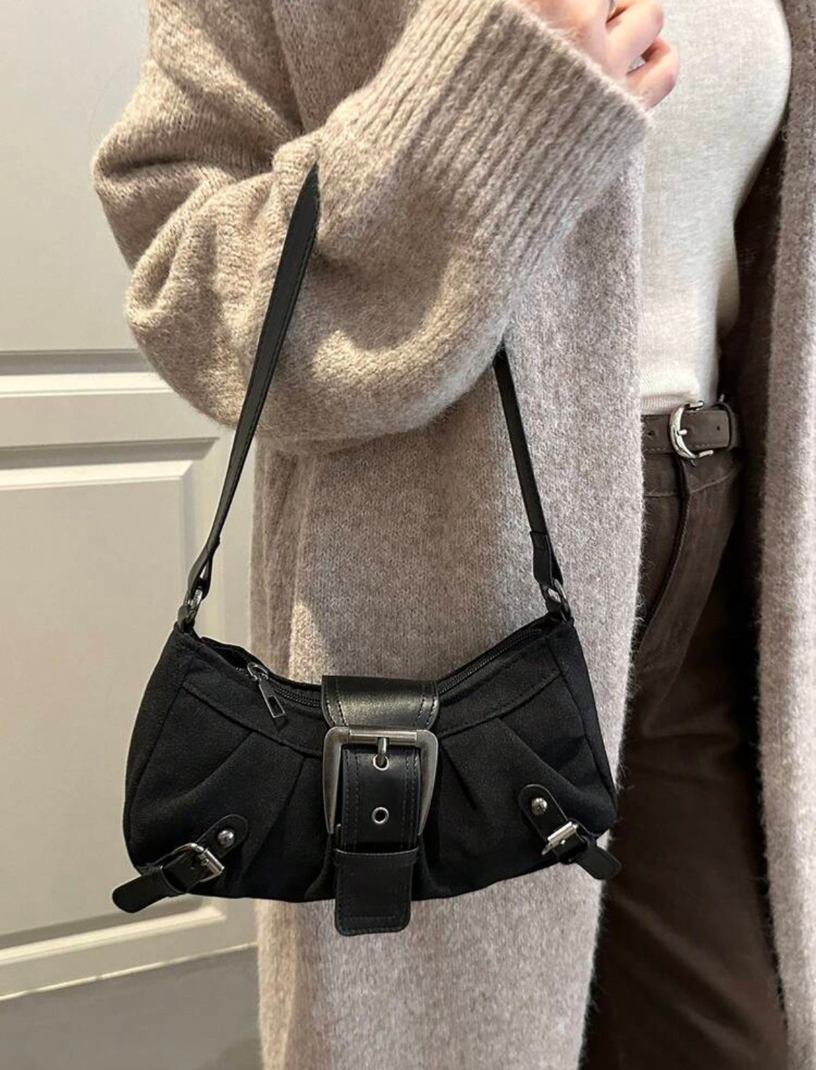 y2k buckle bag