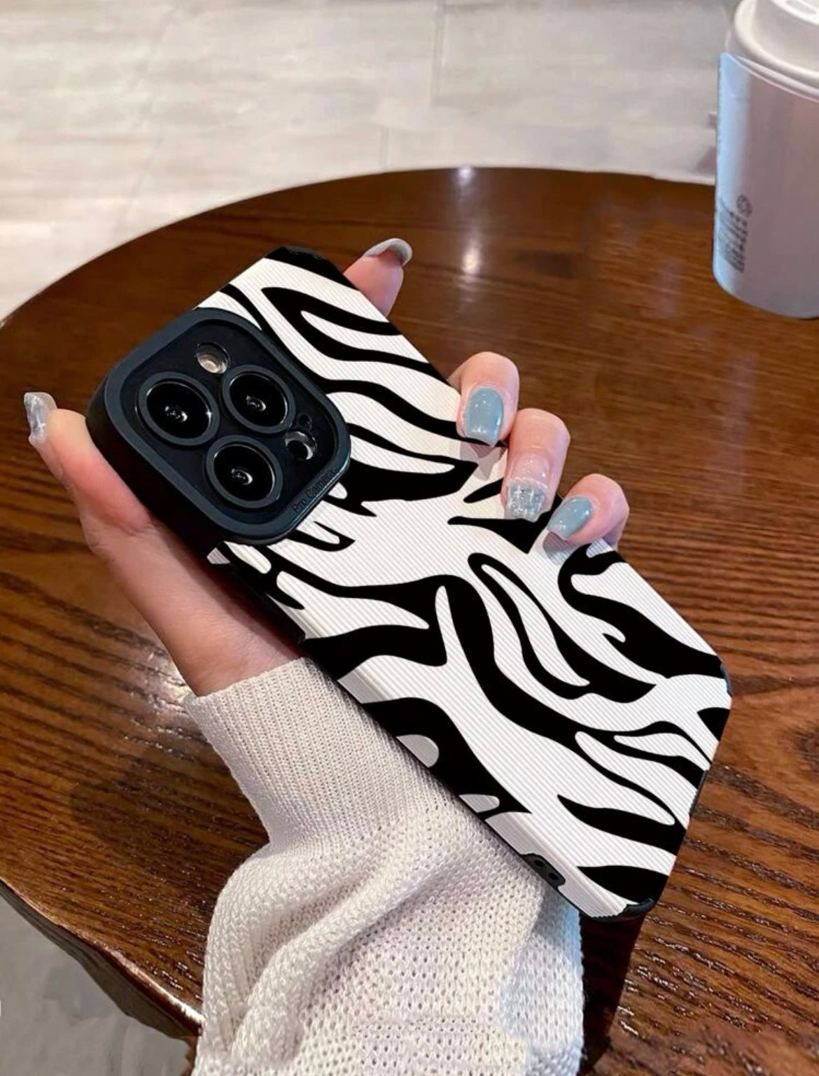 B&W zebra print phone case