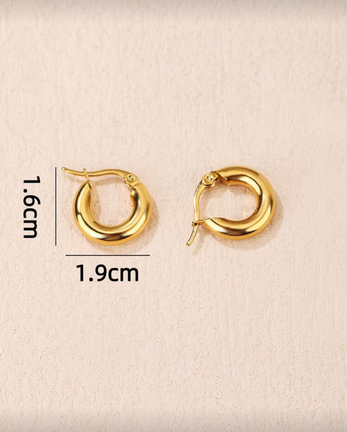 Gold core hoops
