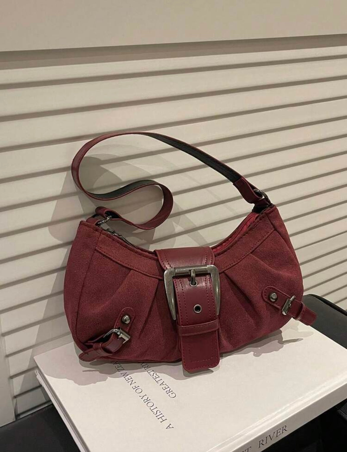 y2k buckle bag