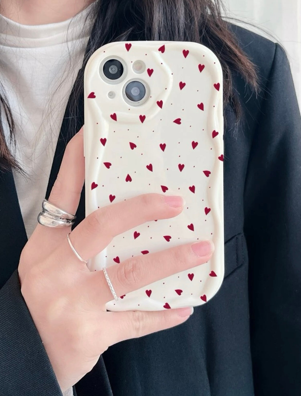 tiny red heart wavy phone case